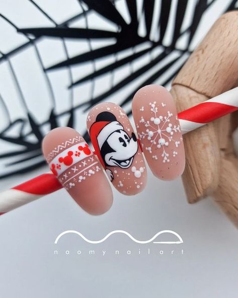 Nails Navidad, Mega Base, Mickey Mouse Nail Art, Disney Christmas Nails, Nail Noel, Nail Art Noel, Mickey Mouse Nails, Uñas Ideas, Minnie Mouse Nails