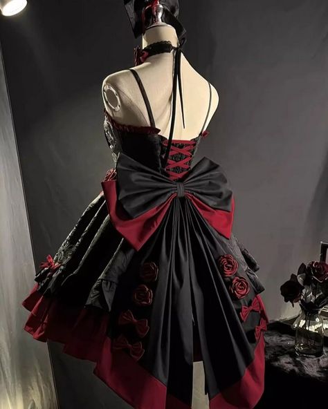 Black and Red Gothic Lolita Rose Dress with Bow 🎉 We ship worldwide. 🎉 💜 Price:$ 125.50 💜 Shop Link: gothickawaii.com 💜 Item Link: https://gothickawaii.com/products/black-and-red-gothic-lolita-rose-dress-with-bow Red Color Palette, Rose Patterns, Red Gothic, Backless Midi Dress, Womens Fashion Inspiration, Printed Long Dresses, Romantic Dress, Rose Dress, Hot Dress