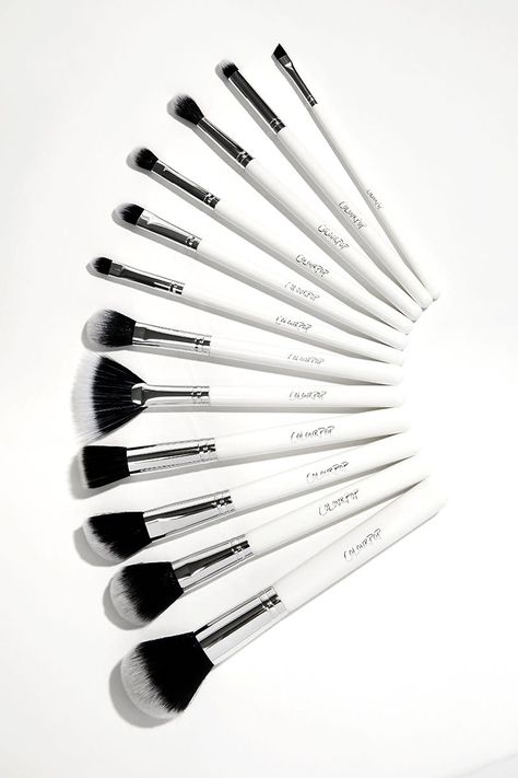 colourpop brushes Affordable Makeup Brushes, Alat Makeup, Artist Makeup, Silicone Makeup, Makeup Tip, Eyelash Sets, Makeup Brush Cleaner, How To Clean Makeup Brushes, Makeup Guide