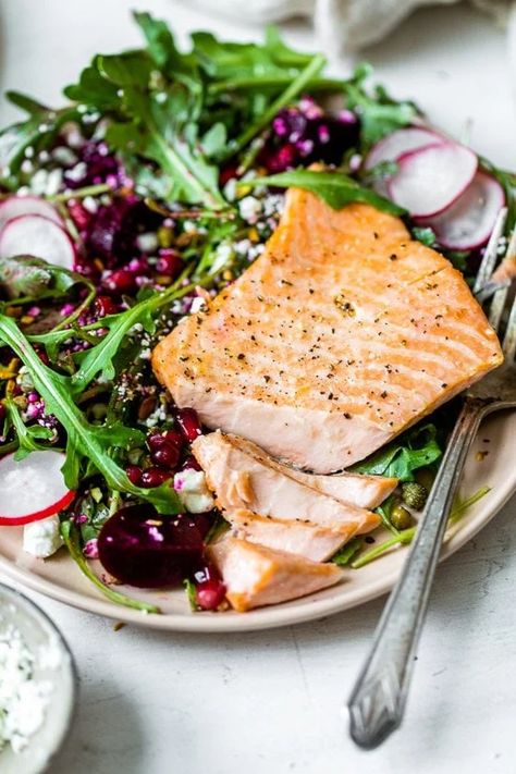 Salmon On The Stove, Arugula Salad Dressing, Entree Salads, Salad With Beets, Gina Homolka, Ripped Recipes, Simple Salads, Salmon Filets, Colorful Salad