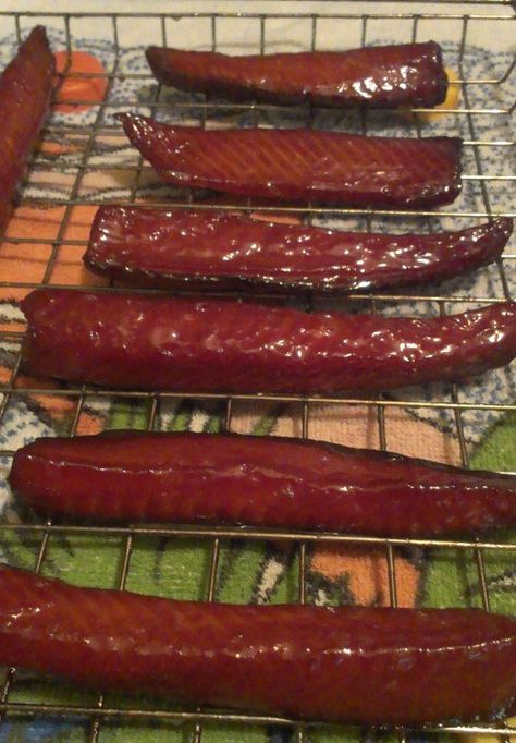 salmon candy Candied Salmon Recipe, Candied Salmon, Salmon Candy, Smoked Fish Recipe, Garlic Butter Salmon, Smoked Salmon Recipes, Jerky Recipes, Butter Salmon, Smoked Meat Recipes