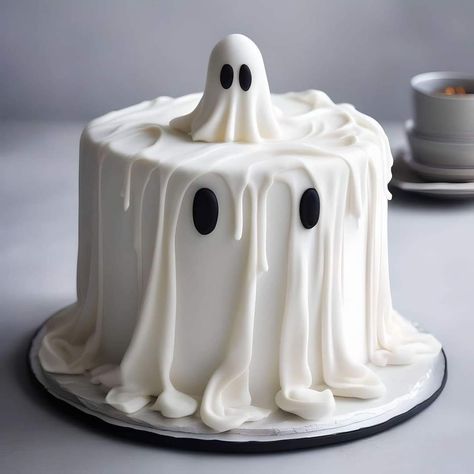 Ghost Shaped Cake, Two Spooky Cake, Ghost Cake Birthday, Ghost Cake Ideas, Small Halloween Cakes, Ghost Smash Cake, Halloween Cakes Birthday, Spooky Cake Ideas, Ghost Birthday Cake