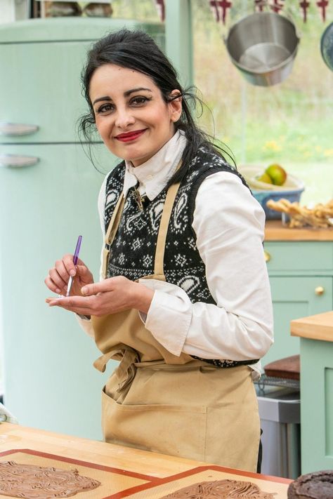 Tv Chefs, British Bake Off, Great British Bake Off, Bake Off, Great British, Baking