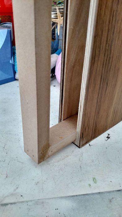 Leftover Laminate Shelves Laminate Flooring Diy, Flooring Modern, Diy Storage Projects, Diy Wood Floors, Laminate Wall, Ikea Kitchen Design, Modern Shelf, Wood Laminate Flooring, Flooring Projects