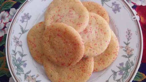 Chamomile Tea Cookies, Chamomile Cookies, Lavender Chamomile Tea, Tea Cookies, Chamomile Tea, Old Recipes, Dessert Ideas, Storage Container, Vegetable Oil