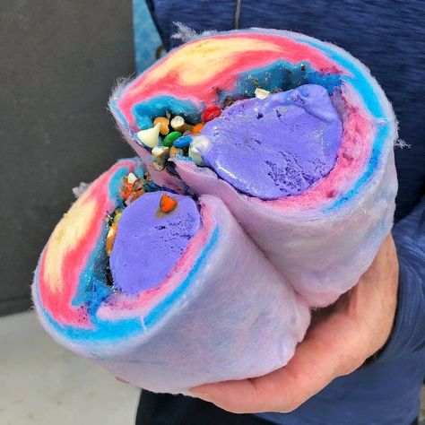 Sukeno Socks on Instagram: “Burritos are technically giant tacos so happy #tacotueaday from @creamberrylv 😋 . Have you ever tried a cotton candy burrito?😏 . .…” Cotton Candy Burrito, Ice Cream Taco, Colorful Desserts, Ice Cream Candy, Unicorn Foods, Yummy Comfort Food, Sweet Snacks Recipes, Cute Desserts, Food Obsession