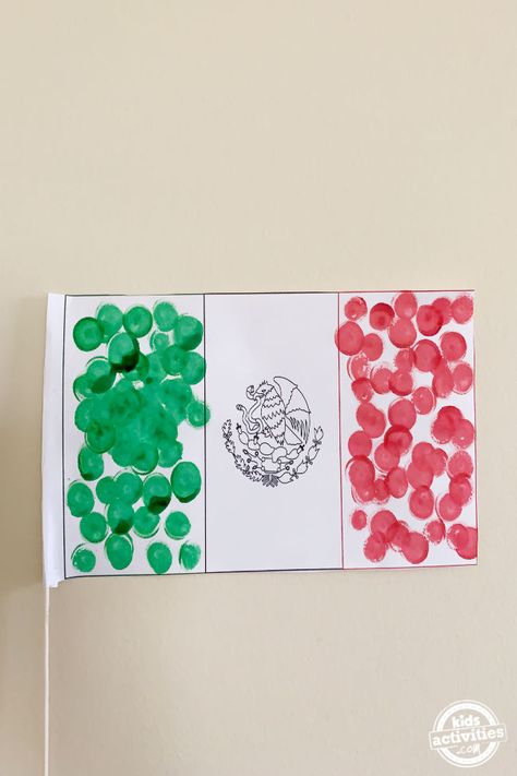 Mexico Flag Craft Preschool, Mexican Flag Template, Flag Activities For Kids, Flag Crafts For Kids, Mexican Flag Drawing, Flag Activities, Mexico Crafts, Flag Of Mexico, Fun Activities For Preschoolers