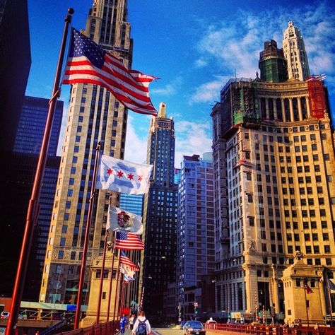 Good morning, #Chicago! #Swissotel #summer #chicagoriver Swissotel Chicago, Chicago Willis Tower, Sears Tower Chicago Pictures, Chicago Aesthetic Daytime, Chicago Sunset, Chicago Morning View, Chicago River, Life Goals, Times Square