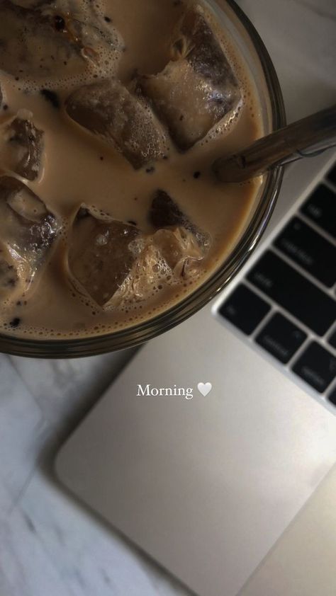 Gambit Wallpaper, Food Captions, Coffee Instagram, Coffee Obsession, Think Food, But First Coffee, Instagram Ideas, Coffee Love, Cafe Food