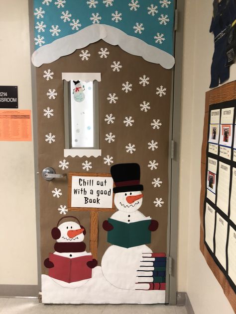 Winter Door Decorations Classroom, Winter Classroom Door, Diy Christmas Door, Christmas Door Decorating Contest, Christmas Classroom Door, Winter Door Decorations, Christmas Door Decoration, Door Decorating Contest, Winter Wonderland Decorations