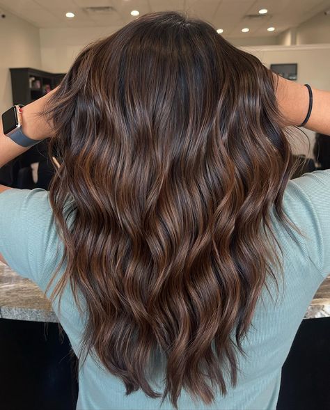 Rich Chocolate Brown Balayage, Cocoa Brown Hair Balayage, Dark Brown To Medium Brown Balayage, Espresso Brown Balayage, Curly Hair Balayage Brown, Reverse Balayage Brunette Dark Brown, Chocolate Brown Hair With Balayage, Dark Chocolate Brown Balayage, Milk Chocolate Balayage