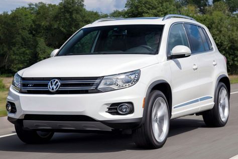 Volkswagen Tiguan white Tiguan Vw, Tiguan R Line, Tiguan R, Car Station, Road Trip Car, Ferdinand Porsche, Subaru Models, Crossover Suv, Car Goals