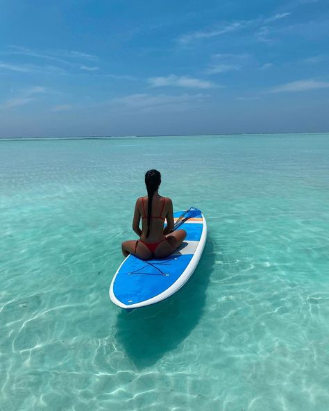 Standup Paddling, Paddle Boarding Pictures, Paddle Surf, Stand Up Paddle Boarding, Cute Beach Pictures, Sup Stand Up Paddle, Paddle Surfing, Paddle Boards, Selfie Poses Instagram