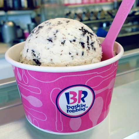 Baskin Robins Aesthetic, Baskin Robbins Aesthetic, Abc Dates, Baskin Robins, Baskin Robbins Ice Cream, Coffee Shake, Lemon Cheese, 2023 Aesthetic, Baskin Robbins