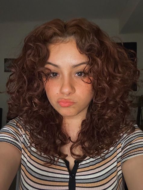 Mahogany Hair Color On Curly Hair, Brown Ginger Hair Curly, Strawberry Brown Curly Hair, Brownish Red Hair Curly, Auburn Hair Curly Natural Curls, Dark Orange Curly Hair, Curly Cowboy Copper Hair, Curly Shag Without Bangs, Auburn Brown Curly Hair