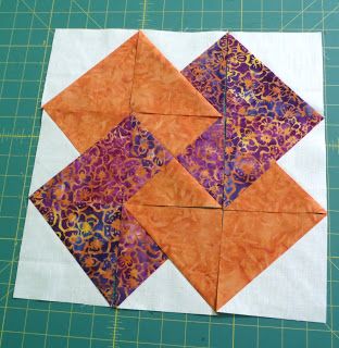 handmadewhimzy blog: Card Trick Quilt Block Tutorial Card Trick Quilt, Patchwork Tutorial, Quilting Blocks, Basic Quilt, Block Quilt, Quilt Squares, Pinwheel Quilt, Beginner Quilt Patterns, Pretty Quilt