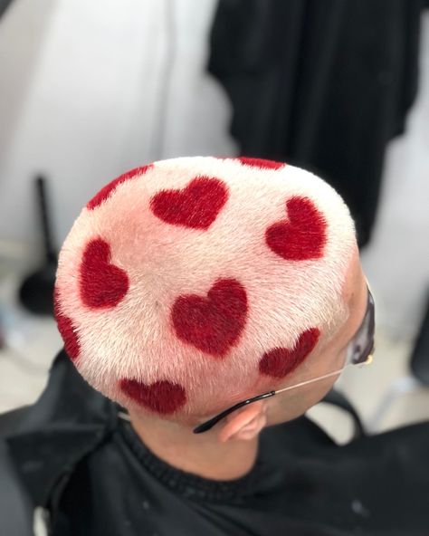 Heart Shaved Head, Leopard Print Buzzcut, Cool Buzz Cut Designs, Split Dye Buzz Cut, Dyed Buzzed Hair Women, Shaved Head Art, Buzzed Hair Women, Shaved Head Designs, Short Dyed Hair