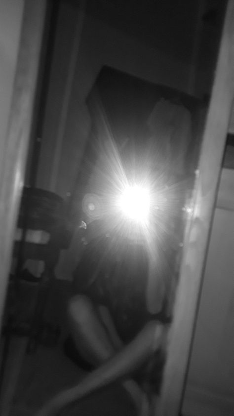 Flash, Mirror Selfie, Mirror