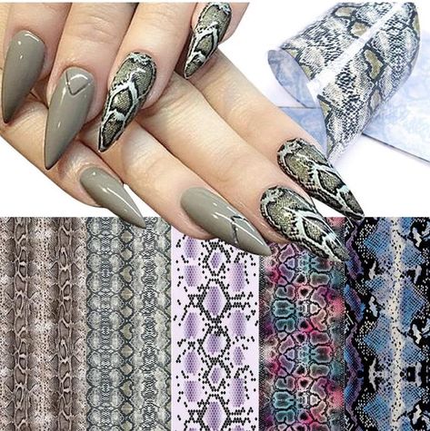 Stickers Mirror, Classic Nail Art, Stone Nail Art, Xmas Nail Art, Snowflake Nail Art, Nail Foil, Foil Stickers, Colorful Nail Art, Colorful Nail