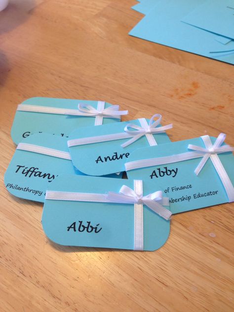 Tiffany's theme name tags for sorority recruitment Nametags Ideas, Recruitment Name Tags, Sorority Name Tags, Name Tags Ideas, Name Tag Ideas, Sorority Tee Shirts, Recruitment Themes, Tiffany Theme, Spring Recruitment