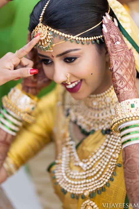 Radhakrishna Serial, Radha Krishna Serial, Mallika Singh, Dreamy Photography, Radha Krishna Photo, Indian Wedding Photography, Bride Look, Popular Wedding, Portrait Poses