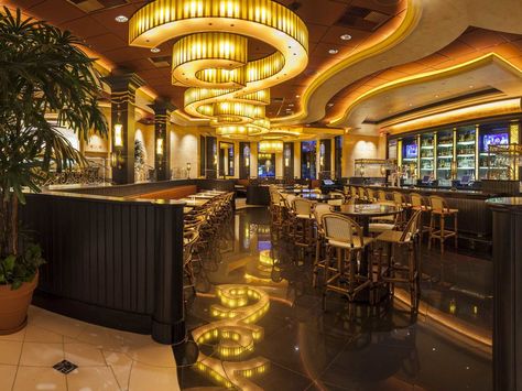 7 Things Cheesecake Factory Employees Want You To Know Fashion Island, Factory Interior, The Cheesecake Factory, Waffle House, Cake Factory, Island Fashion, Cheesecake Factory, Shy Girls, Factory Design