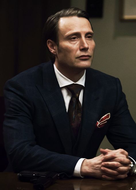 Dr. Hannibal Lecter (always repinning because I own Hanni's white shirt now!!! XD) Hannibal Lecter Suits, Hannibal Suit, Dr Hannibal, John Bernthal, Hannibal Lector, Dr Hannibal Lecter, Hannibal Lecter Series, Hannibal Series, Nbc Hannibal