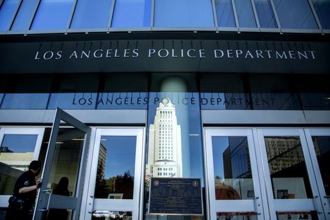 Texas Man, Los Angeles Police Department, Travel Recommendations, City Council, Kitchen Knife, Highland Park, California Travel, Police Department, A Kitchen