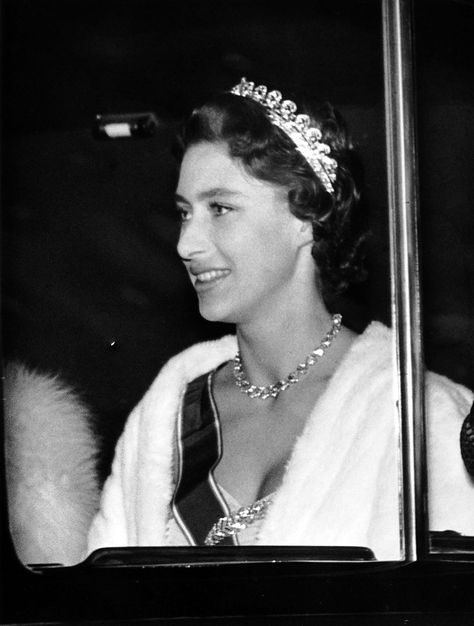 Princess Margaret's best style moments as her glamorous lifestyle is revealed in The Crown - Mirror Online Poltimore Tiara, Prinses Margaret, Maria Pavlovna, Princesa Margaret, Princ Harry, Princesa Elizabeth, Young Queen Elizabeth, Elizabeth 2, Princesa Real