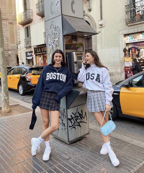 Mode Indie, Bff Matching Outfits, Bestie Outfits, Matching Outfits Best Friend, Tennis Skirt Outfit, Best Friend Outfits, Bff Outfits, Tumblr Outfits, Grunge Look