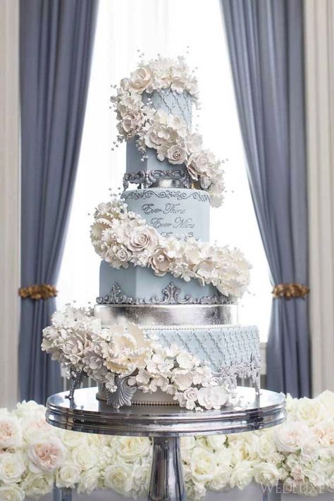 . Extravagant Wedding Cakes, Dream Wedding Cake, Extravagant Wedding, Tiered Cake, Amazing Wedding Cakes, Gorgeous Wedding Cake, Modern Wedding Cake, Unique Wedding Cakes, Elegant Wedding Cakes