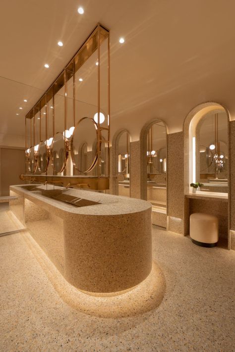 MARCUS Restaurant at Four Seasons Hotel Montreal Toilette Design, Restaurant Bathroom, Restroom Design, Hotel Lounge, Public Bathrooms, 카페 인테리어 디자인, Public Restroom, Terrazzo Flooring, Toilet Design