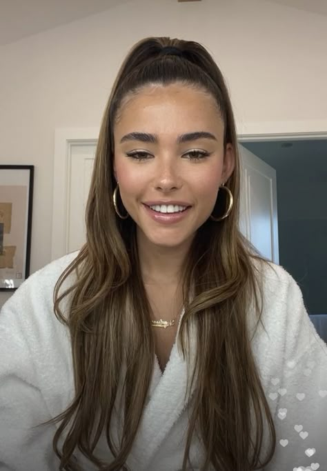 Madison Beer Bangs, Vanta Black, Madison Beer Makeup, Fit Woman, Frontal Hairstyles, High Ponytail, Haircut And Color, High Ponytails, Hair Stylist Life