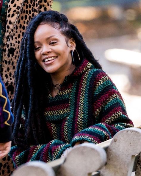 Rihanna Dreads, Rihanna Dreadlocks, Colourful Jumper, Ocean's Eight, We The Urban, Baggy Ripped Jeans, Rihanna Love, Rihanna Outfits, Rihanna Looks