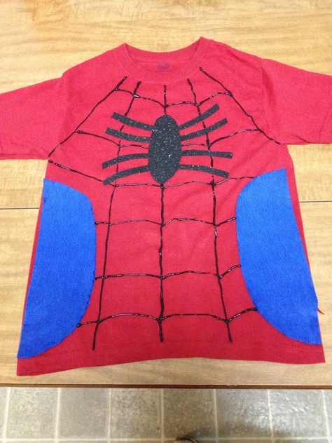 Red t shirt with felt and puffy paint to make Spider-Man costume for Halloween Diy Spiderman Shirt, Spiderman Diy Costume, Diy Spider Man Costume, Diy Spiderman Costume, Puffy Paint Shirts, Superhero Costumes For Men, Spiderman Dress, Diy Kids Shirts, Kids Book Character Costumes