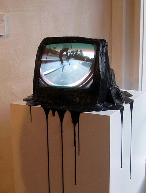 Television Beautiful Lies, Nam June Paik, Abandoned Buildings, A Tv, Cool Stuff, Coraline, Photography Inspo, Art Plastique, Dark Aesthetic