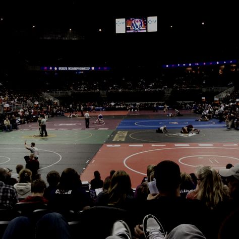 State wrestling <3 Wrestling Aesthetic Wallpaper, Wrestling Wallpaper Iphone, Wrestling Aesthetic High School, Girls Wrestling Aesthetic, Wrestler Aesthetic, Wrestling Takedowns, Wrestling High School, Highschool Wrestling, Iowa Wrestling