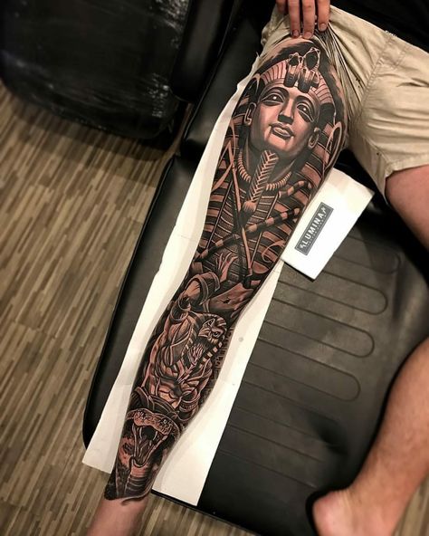 Pharaoh Tattoo, Tattoo Calf, Egypt Tattoo Design, Tattoo Homme, Best Leg Tattoos, Egyptian Tattoo Sleeve, Full Leg Tattoos, Egypt Tattoo, Men Tattoos Arm Sleeve