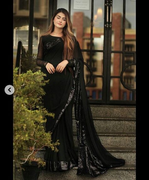 Black Saree Full Sleeves, Saree Designing Ideas, Black Full Sleeve Blouse, Full Sleeve Blouse Design, Black Saree Designs, Full Sleeves Blouse Designs, Bride Groom Photoshoot, Night Yoga, Eyes Images