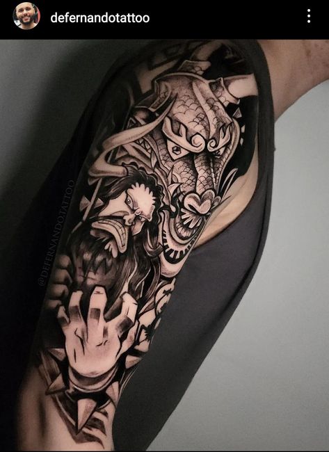 Tatuagem do Kaido na forma dragão e na forma base no braço Kaido One Piece Tattoo, One Piece Tattoo, Kaido One Piece, One Piece Tattoos, Pieces Tattoo, Anime Tattoo, Anime Tattoos, Body Tattoos, One Piece