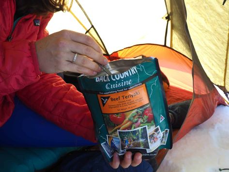 Thru Hiking Food, Food For Hiking, Hiking Food Ideas, Backpack Training, Ultralight Backpacking Food, Pct Trail, Hiking Recipes, Hiking Inspiration, Hiking Ideas