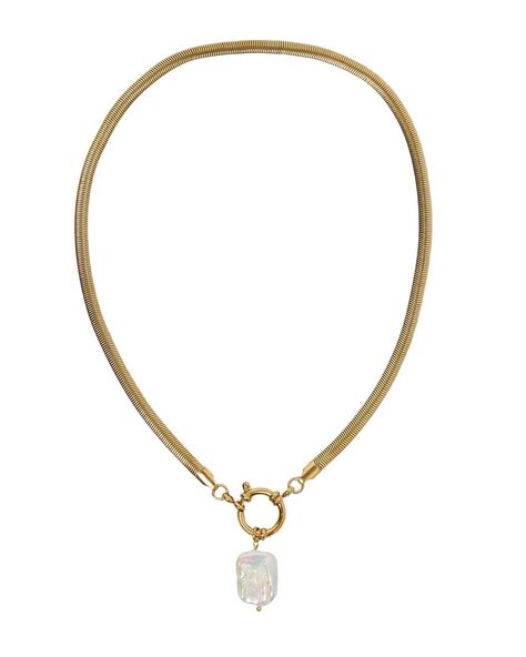 Paint pictures of sun-drenched beaches and moonlit soirées on the sand🌙🌴✨..our Ares Pearl Chain Necklace does just that. #waterproofjewelry #tarnishfreejewelry #goldplatedjewelry #18kgoldplatedjewellery #necklace #baroquepearlnecklace Paint Pictures, Pearl Chain Necklace, Baroque Pearl Necklace, February 19, Waterproof Jewelry, Pearl Chain, The Sand, Gold Plated Jewelry, Free Jewelry