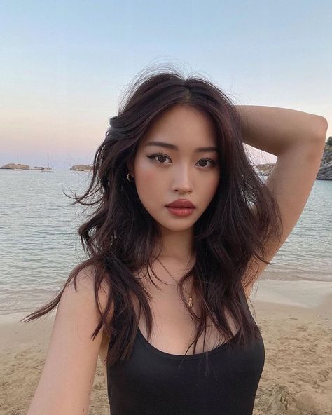 Makeup Asia, Haircut And Color, Asian Hair, Asian Makeup, Hair Inspo Color, Aesthetic Hair, Layered Hair, Dark Hair, Pretty Hairstyles