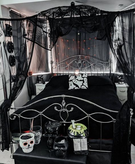 The Witch and the Raven’s Instagram photo: “Ok now is cold enough to put the teddy bedding.” Goth Room Accessories, Goth Headboard, Teddy Bedding, Gothabilly Decor, Spooky Bedroom, House Scrapbook, Punk Room, Gothic Stuff, Beauty 2023