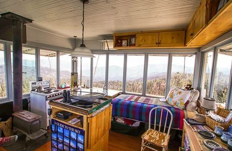 Fire Lookout Tower Interior, Firetower House, Tower Interior, Fire Lookout, Lookout Tower, Tower House, Modern Tiny House, Cool Apartments, Cozy Nook