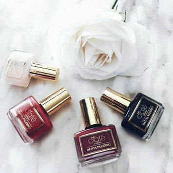 Ciaté London x Olivia Palermo Nail Collection Reviews 2019 Hair Products Photography, Flatlay Fashion, Nail Polish Hacks, Best Natural Hair Products, Donut Decorations, Natural Nail Polish, Products Photography, Nail Polish Bottles, Best Nail Art Designs