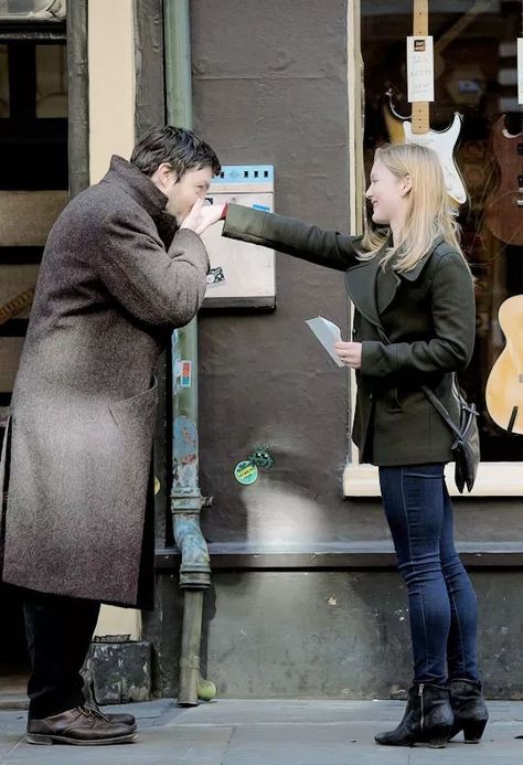 Strike / Tom Burke and Holliday Grainger Tom Burke Cormoran Strike, Robin Ellacott, Cormoran Strike, Robert Galbraith, Bbc Musketeers, Holliday Grainger, Best Tv Couples, Tom Burke, Bbc Tv Series