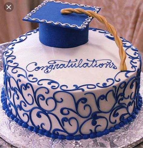 White Graduation Cake, Graduation Cake Ideas, Unique Graduation Party Ideas, High School Graduation Cakes, Graduation Cake Designs, Blue Velvet Cakes, Graduation Party Cake, Graduation Party Planning, Graduation Party Themes