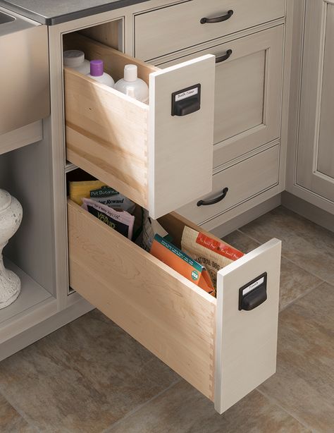 Narrow Drawers, Transitional Laundry Room, Model Dapur, Desain Pantry, Small Ideas, Kitchen Cupboard Designs, Narrow Kitchen, Diy Kitchen Storage, Kitchen Design Plans