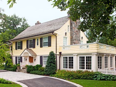 Colonial Landscaping, Colonial House Exteriors, Brick Siding, Clapboard Siding, House Shutters, Colonial Style Homes, Exterior Paint Colors, Colonial Style, Colonial House